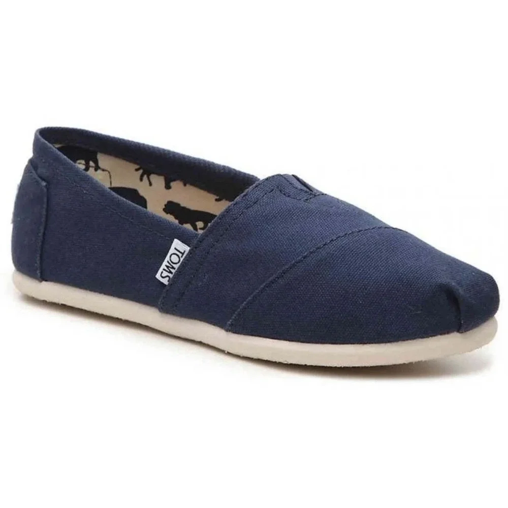 215. TOMS Women's Classic Canvas Shoe Loafers in Navy Blue Sise 7 Retail $59